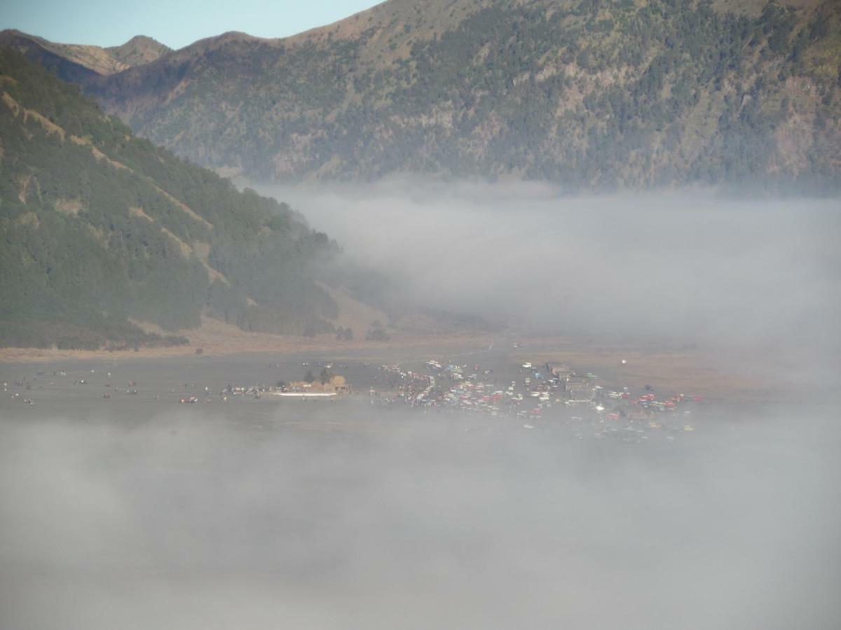 Отель Bromo Permai 1 Экстерьер фото